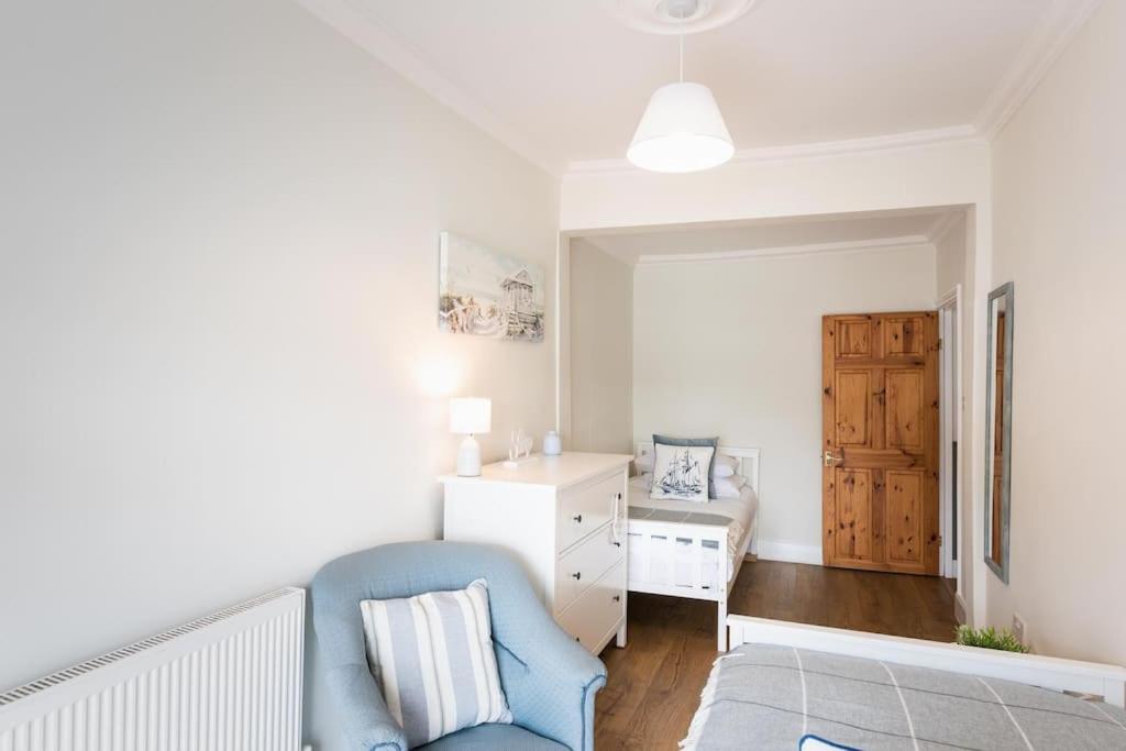 Blue Skies Apartment - Harbour Views Torquay Esterno foto